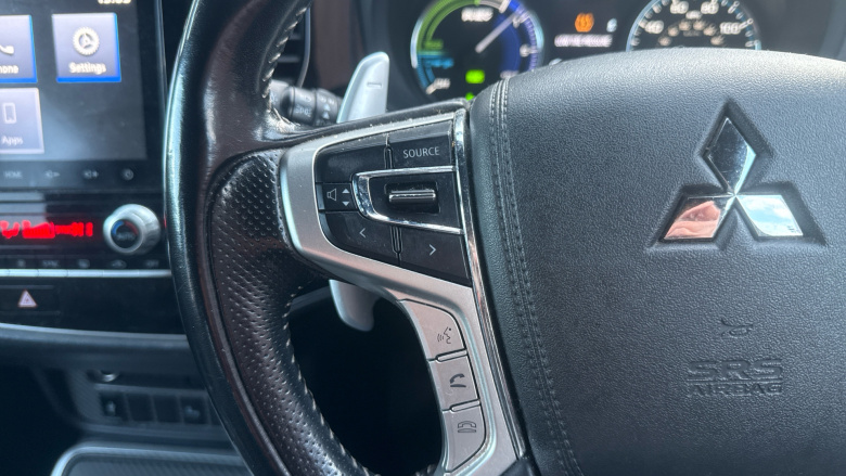 Mitsubishi Outlander 2.4 PHEV Dynamic Safety 5dr Auto Estate